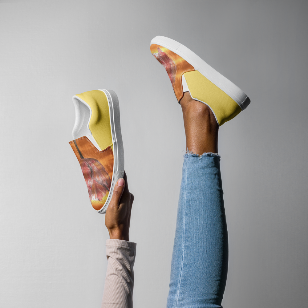Women’s slip-on canvas shoes